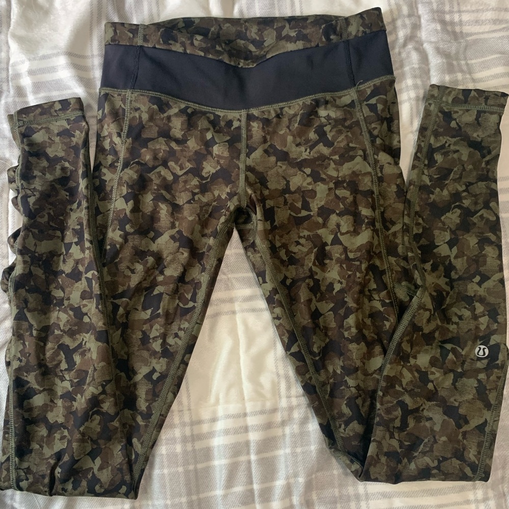 Lululemon Speed Tight III mystic jungle camo